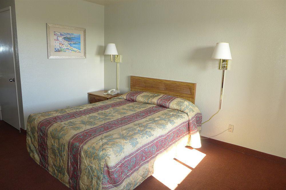 Good Nite Inn Sylmar Los Angeles Bagian luar foto